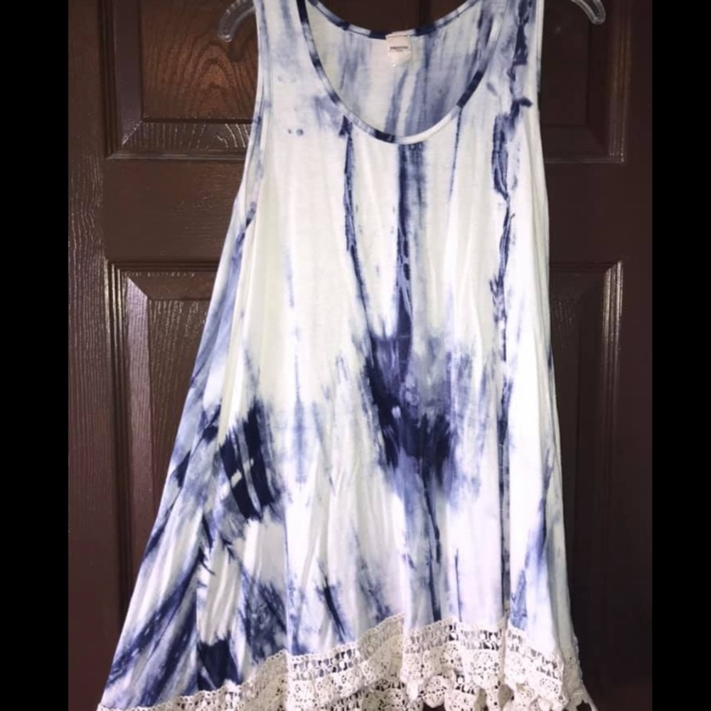 Flowy boutique dressy tank